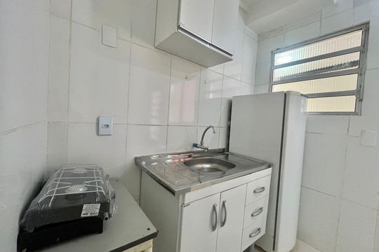 Cozinha de kitnet/studio para alugar com 1 quarto, 27m² em Cidade Universitária, Campinas