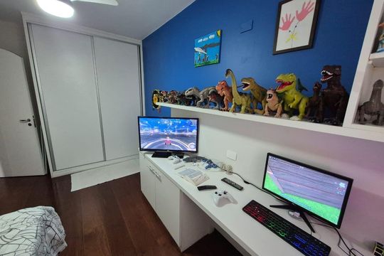 Casa à venda com 4 quartos, 199m² em Campo Belo, São Paulo