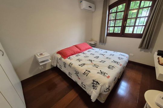 Casa à venda com 4 quartos, 199m² em Campo Belo, São Paulo