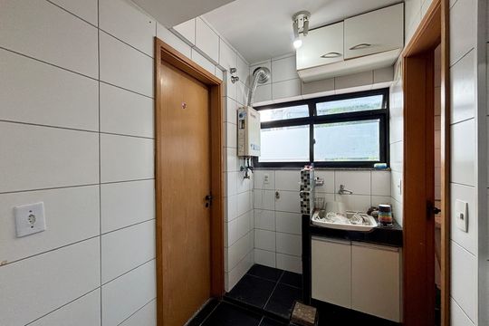 Área de serviço de apartamento para alugar com 3 quartos, 111m² em Botafogo, Rio de Janeiro