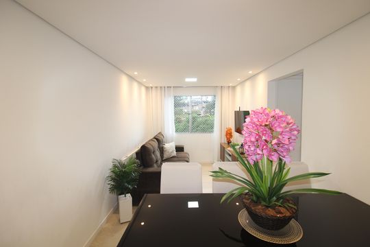 Sala de apartamento para alugar com 2 quartos, 49m² em Jardim Peri, São Paulo