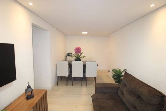 Sala de apartamento para alugar com 2 quartos, 49m² em Jardim Peri, São Paulo