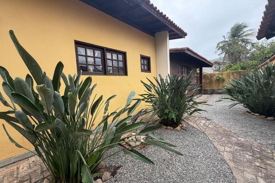 Casa à venda com 3 quartos, 184m² em Itaipu, Niterói