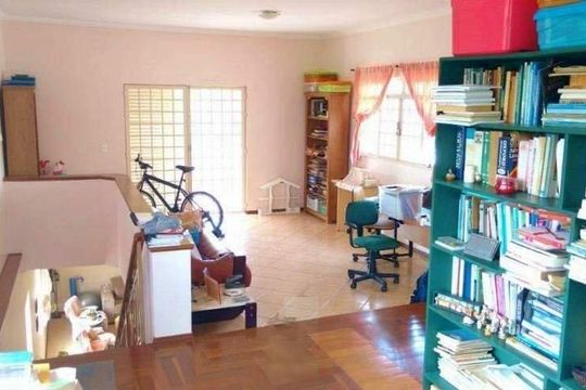 Casa à venda com 4 quartos, 243m² em Village Campinas, Campinas