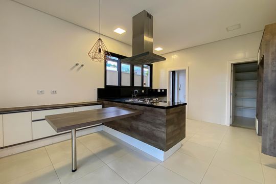 Casa de Condomínio à venda com 4 quartos, 450m² em Alphaville Sanrana de Parnaiba, Santana de Parnaíba
