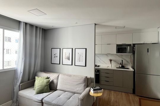 Sala de apartamento à venda com 2 quartos, 42m² em Vila Plana, São Paulo