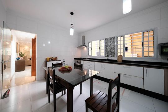 Cozinha de casa à venda com 3 quartos, 190m² em Vila Buenos Aires, São Paulo