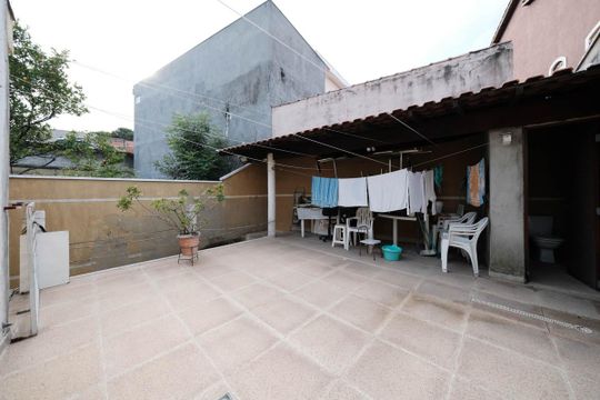Área externa de casa à venda com 3 quartos, 190m² em Vila Buenos Aires, São Paulo