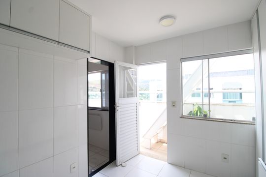 Área de serviço de apartamento à venda com 4 quartos, 254m² em Pechincha, Rio de Janeiro