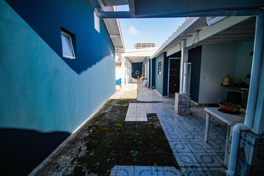 Varanda de casa para alugar com 5 quartos, 624m² em Balneario Flórida, Praia Grande