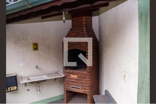 Apartamento para alugar com 2 quartos, 53m² em Jardim Arco-iris, Diadema