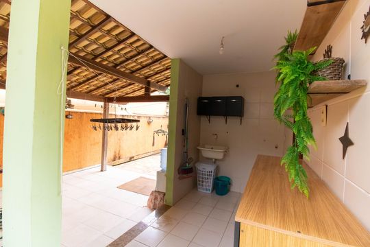 Área de Serviço de casa de condomínio para alugar com 3 quartos, 160m² em Várzea das Moças, Niterói