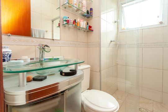 Banheiro da Suíte 1 de casa à venda com 3 quartos, 136m² em Interlagos, São Paulo