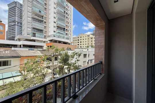 Sacada   de kitnet/studio para alugar com 0 quarto, 25m² em Vila Cordeiro, São Paulo