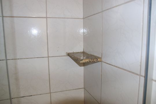 Banheiro de kitnet/studio para alugar com 1 quarto, 30m² em Setor Leste Vila Nova, Goiânia