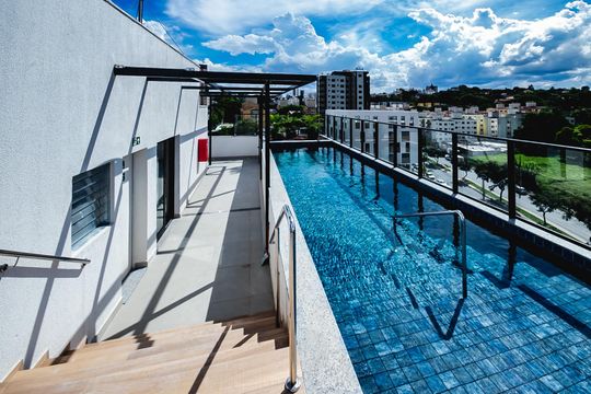 Apartamento à venda com 4 quartos, 136m² em Ouro Preto, Belo Horizonte