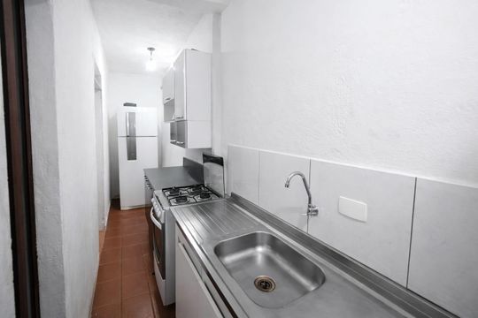 Cozinha 2 de casa à venda com 3 quartos, 70m² em Jardim Roberto, Osasco