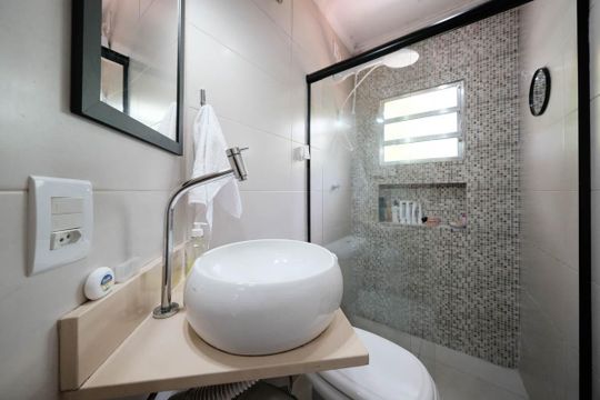 Banheiro de casa de condomínio à venda com 2 quartos, 83m² em Ermelino Matarazzo, São Paulo