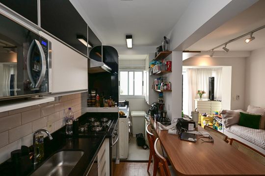 Cozinha de apartamento à venda com 2 quartos, 56m² em Vila Sonia do Taboao, Taboão da Serra