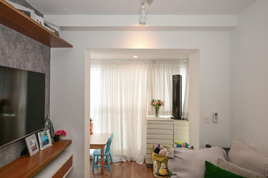 Varanda de apartamento à venda com 2 quartos, 56m² em Vila Sonia do Taboao, Taboão da Serra