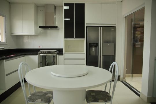 Cozinha de casa à venda com 3 quartos, 220m² em Santa Terezinha, São Bernardo do Campo