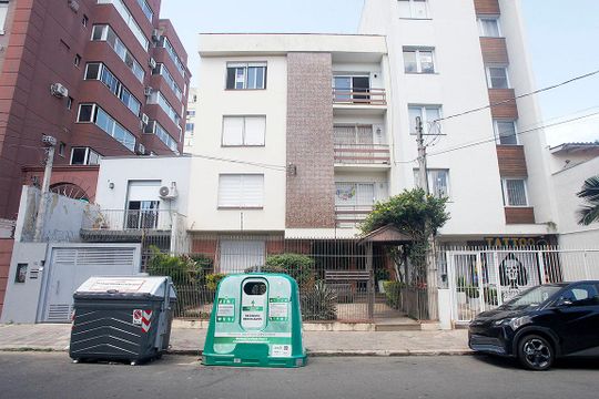 Fachada de apartamento à venda com 2 quartos, 65m² em Cidade Baixa, Porto Alegre