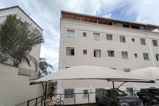Fachada do bloco de apartamento à venda com 3 quartos, 58m² em Arpoador, Contagem