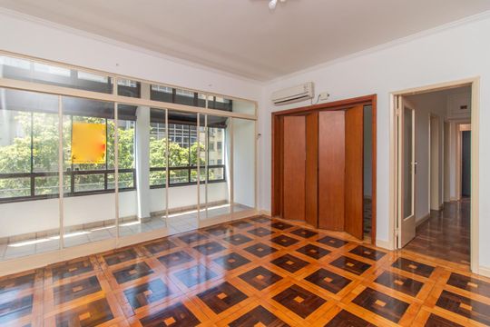 Apartamento à venda com 3 quartos, 90m² em Centro Histórico, Porto Alegre