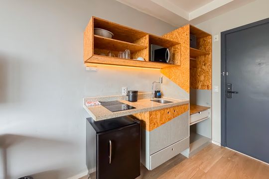 Cozinha de kitnet/studio para alugar com 1 quarto, 37m² em Sé, São Paulo