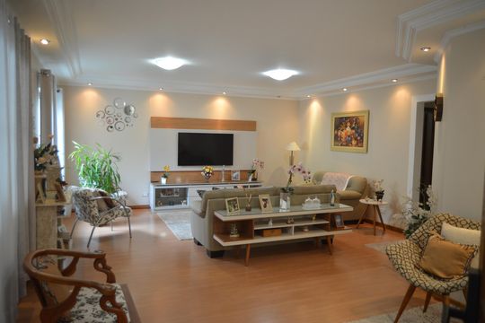 Casa à venda com 2 quartos, 250m² em Jardim Las Vegas, Santo André