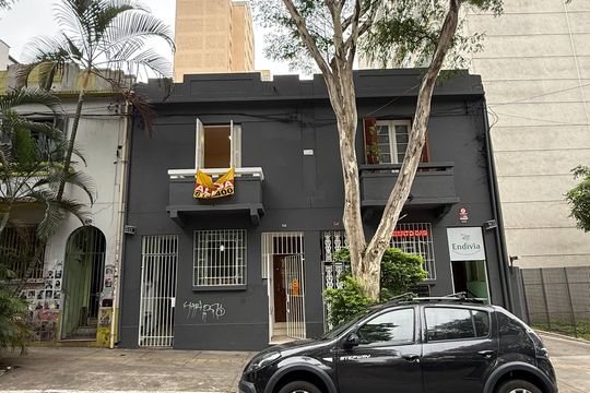 Fachada de casa para alugar com 3 quartos, 100m² em Vila Buarque, São Paulo