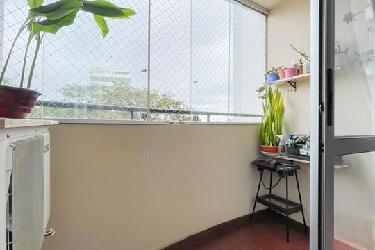 Sacada de apartamento à venda com 2 quartos, 74m² em Jaguaribe, Osasco