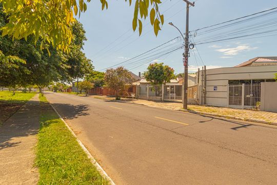 Fachada/Vista da Rua de casa para alugar com 2 quartos, 200m² em Harmonia, Canoas