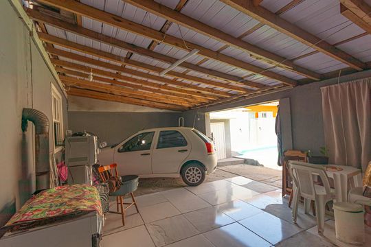 Garagem de casa para alugar com 2 quartos, 200m² em Harmonia, Canoas