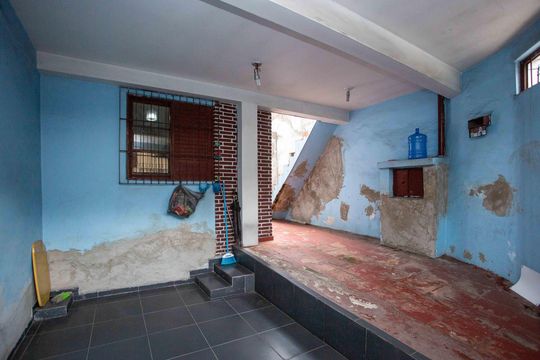 Garagem de casa à venda com 2 quartos, 110m² em Jardim Miriam, São Paulo