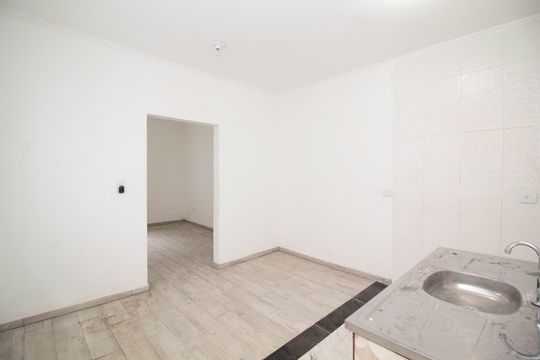 Kitnet/Studio para alugar com 1 quarto, 40m² em Jardim Rosa de Franca, Guarulhos