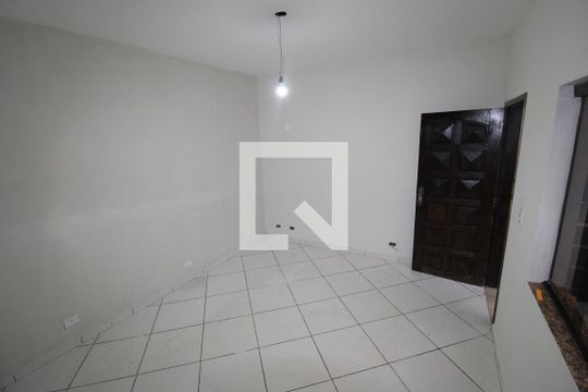 Casa à venda com 6 quartos, 347m² em Vila Dalila, São Paulo