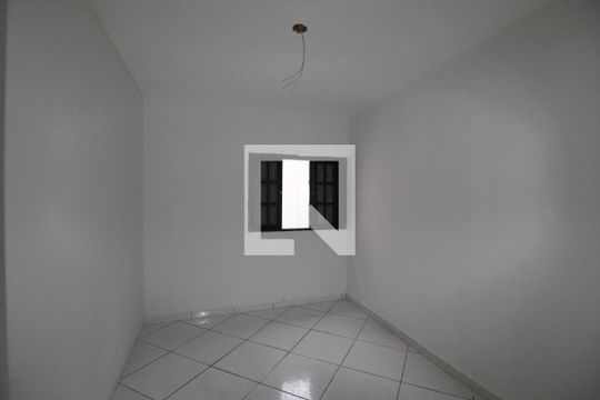 Casa à venda com 6 quartos, 347m² em Vila Dalila, São Paulo