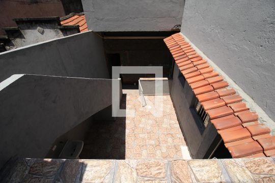 Casa à venda com 6 quartos, 347m² em Vila Dalila, São Paulo