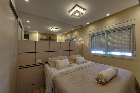 Quarto de apartamento à venda com 2 quartos, 69m² em Chácara Seis de Outubro, São Paulo