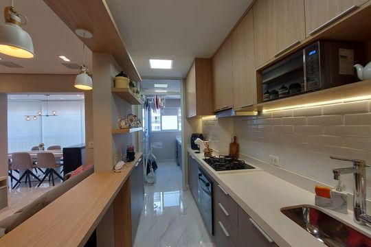 Cozinha de apartamento à venda com 2 quartos, 69m² em Chácara Seis de Outubro, São Paulo