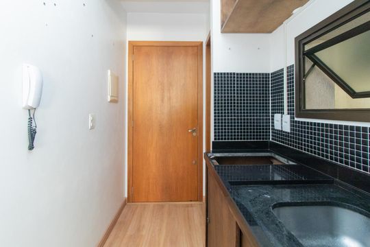 Cozinha de apartamento para alugar com 1 quarto, 44m² em Centro Histórico, Porto Alegre