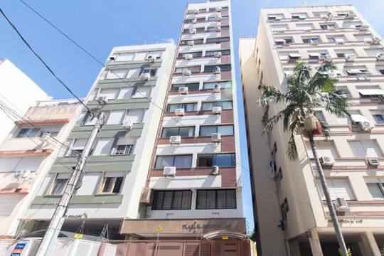 Fachada de apartamento para alugar com 1 quarto, 44m² em Centro Histórico, Porto Alegre