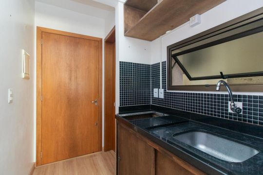 Cozinha de apartamento para alugar com 1 quarto, 44m² em Centro Histórico, Porto Alegre