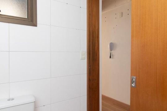 Banheiro Social de apartamento para alugar com 1 quarto, 44m² em Centro Histórico, Porto Alegre