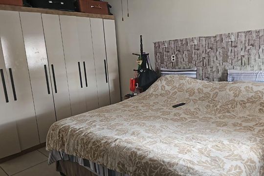 Quarto de casa à venda com 4 quartos, 154m² em Planalto, São Bernardo do Campo
