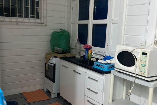 Cozinha de casa para alugar com 2 quartos, 55m² em Ingleses Norte, Florianópolis