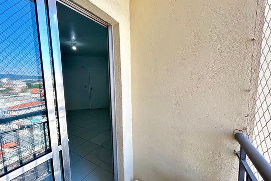 Casa à venda com 4 quartos, 239m² em Jardim Dourado, Guarulhos