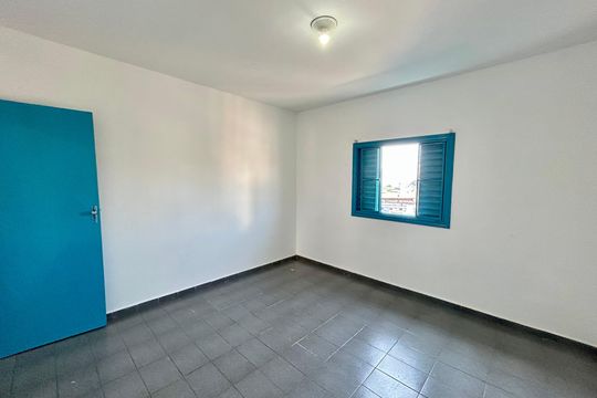 Quarto 2 de casa à venda com 4 quartos, 239m² em Jardim Dourado, Guarulhos