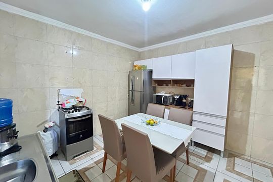 Cozinha de casa à venda com 4 quartos, 239m² em Jardim Dourado, Guarulhos
